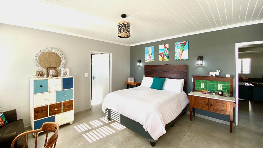 5 Bedroom Property for Sale in Dwarskersbos Western Cape